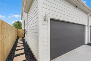 6630 Highrock Rd, Houston, TX 77092 - Photo 3