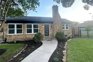 3020 Arbor St, Houston, TX 77004 - Photo 1