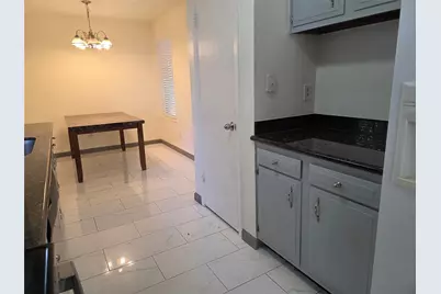 16722 Ribbonridge Drive, Sugar Land, TX 77498 - Photo 11