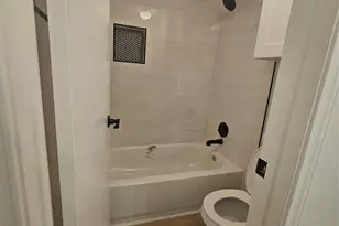 2626 Holly Hall St, Houston, TX 77054 - Photo 7