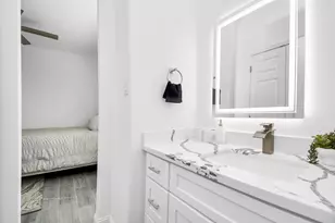 7812 Jester St, Houston, TX 77051 - Photo 31