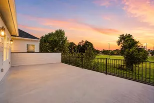 1420 W 34th 1/2 St, Houston, TX 77018 - Photo 23