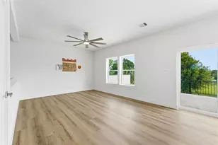 1420 W 34th 1/2 St, Houston, TX 77018 - Photo 19