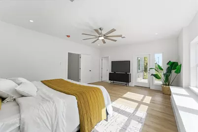 1420 W 34th 1/2 Street, Houston, TX 77018 - Photo 11