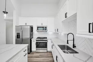 1507 Robin St, Houston, TX 77019 - Photo 11