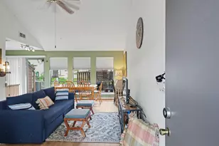 25 Townhouse Ln, Trinity, TX 75862 - Photo 5