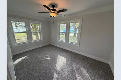 419 E Peach Street, Angleton, TX 77515 - Photo 27