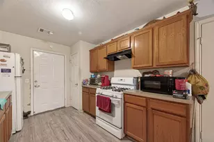 7100 Harlem St, Baytown, TX 77521 - Photo 15