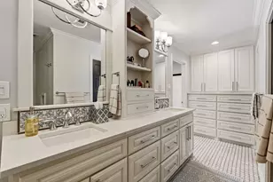 11131 Holly Springs Dr, Houston, TX 77042 - Photo 29