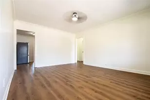 6905 Kassarine Pass, Houston, TX 77033 - Photo 5