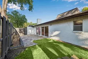 37 Champions Colony E, Houston, TX 77069 - Photo 5