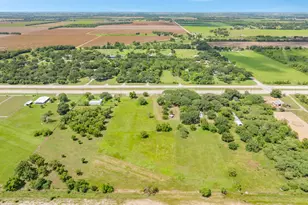 3135 Hartledge Rd, Rosenberg, TX 77471 - Photo 9