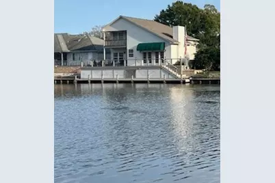 1409 West Lake Shores Circle N, Huntsville, TX 77340 - Photo 43