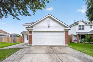 12710 Paso Del Flores Drive, Houston, TX 77045 - Photo 1