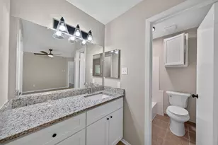 11746 Apple Bough Cir, Houston, TX 77067 - Photo 15