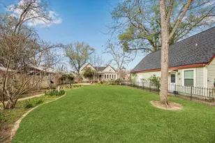 701 W Third St, Brenham, TX 77833 - Photo 25