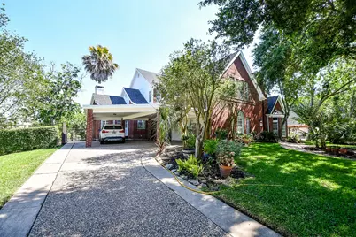 410 Kingfisher Drive, Sugar Land, TX 77478 - Photo 11