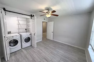 9031 Gaylord St, Houston, TX 77024 - Photo 9