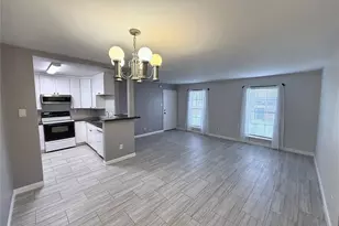 9031 Gaylord St, Houston, TX 77024 - Photo 5