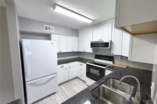 9031 Gaylord St, Houston, TX 77024 - Photo 7