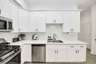 4613 Ireland St, Houston, TX 77016 - Photo 9