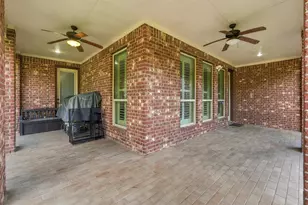 7343 Meadowcroft Blvd, Sugar Land, TX 77479 - Photo 37