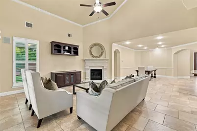 7343 Meadowcroft Boulevard, Sugar Land, TX 77479 - Photo 9
