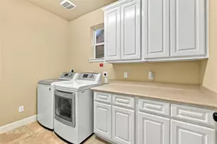 7343 Meadowcroft Blvd, Sugar Land, TX 77479 - Photo 35