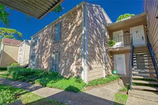 2800 Jeanetta St, Houston, TX 77063 - Photo 3