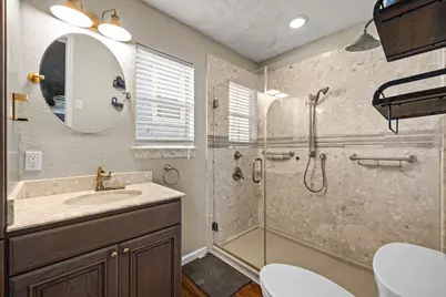 436 Pompano Street, Bayou Vista, TX 77563 - Photo 15