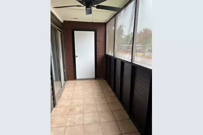 3055 SW Walnut Bend Lane #13, Houston, TX 77042 - Photo 5