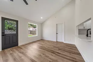 3807 Teakwood Dr, La Porte, TX 77571 - Photo 5