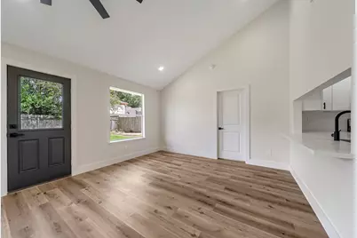 3807 Teakwood Drive, La Porte, TX 77571 - Photo 5