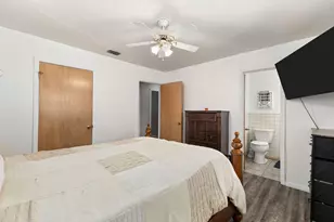 205 Klesel St, Schulenburg, TX 78956 - Photo 17