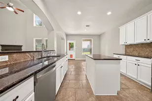 18619 Tara Ashley St, Cypress, TX 77433 - Photo 17