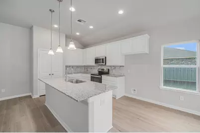 12983 Skyline Drive, Willis, TX 77318 - Photo 7