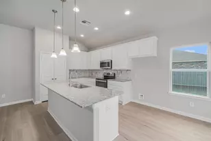 12983 Skyline Dr, Willis, TX 77318 - Photo 7