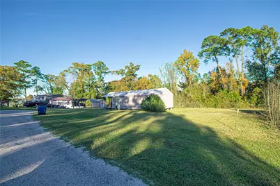140 Lagoon Ct, Point Blank, TX 77364 - Photo 5