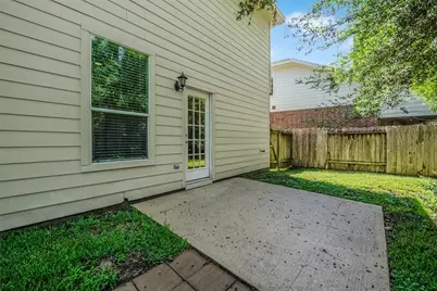 75 N Spinning Wheel Circle, The Woodlands, TX 77382 - Photo 33