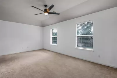 75 N Spinning Wheel Circle, The Woodlands, TX 77382 - Photo 17