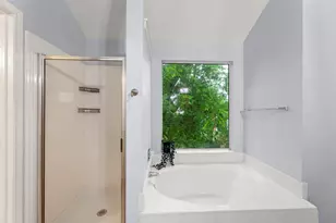 11745 Logan Ridge Dr, Houston, TX 77072 - Photo 29