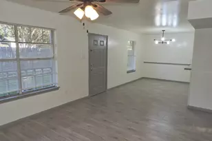 408 E Coombs St, Alvin, TX 77511 - Photo 3