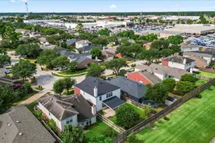 527 Cypresswood Knoll, Spring, TX 77373 - Photo 3