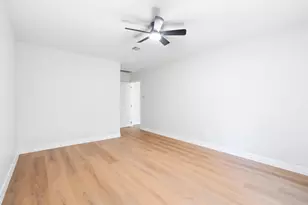 3 Still Corner Pl, The Woodlands, TX 77381 - Photo 17
