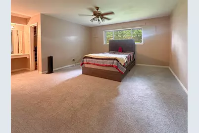 127 Begonia Street, Lake Jackson, TX 77566 - Photo 7