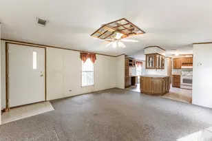 400 Marina Dr, Trinity, TX 75862 - Photo 5