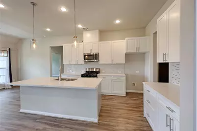 111 Fosters Branch Drive, Schulenburg, TX 78956 - Photo 11