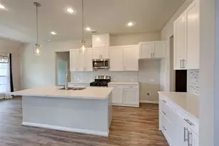 111 Fosters Branch Dr, Schulenburg, TX 78956 - Photo 11