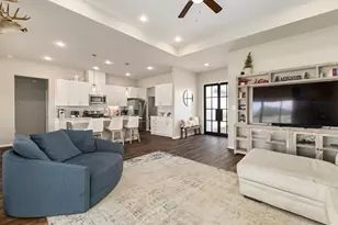 111 Fosters Branch Dr, Schulenburg, TX 78956 - Photo 7