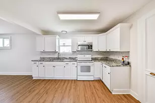 1014 49th St, Galveston, TX 77551 - Photo 7